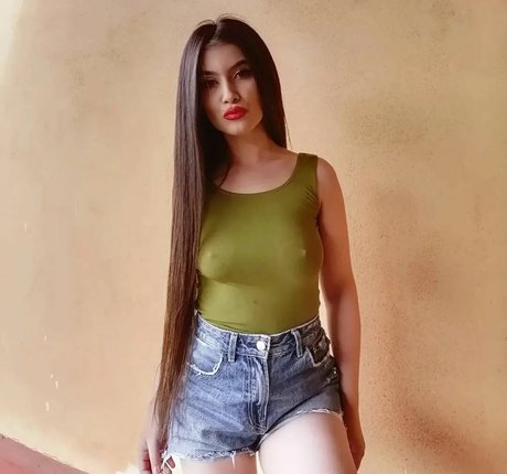Photo nue de fuite OnlyFans de Coandamihaelaa