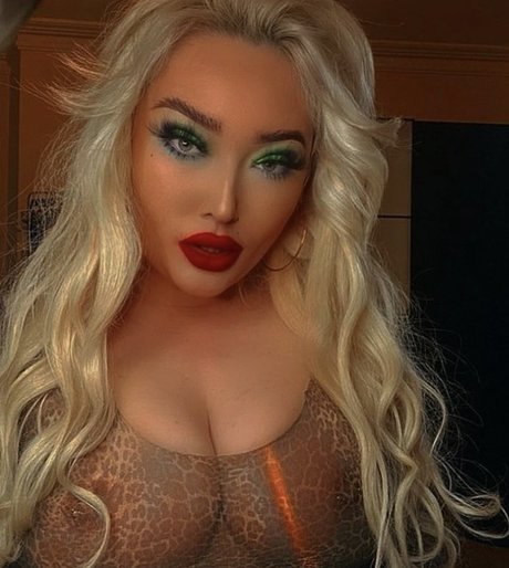 Photo nue de fuite OnlyFans de Cherryb0mbxo