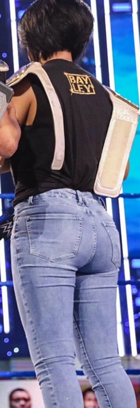 Bayley Wwe Wrestler