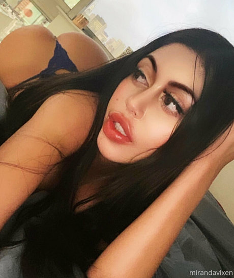 Photo nue de fuite OnlyFans de Miranda Vixen