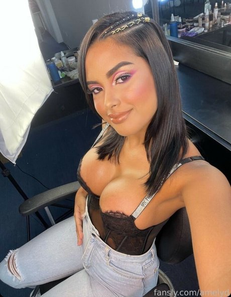 Photo nue de fuite OnlyFans de Amelyd