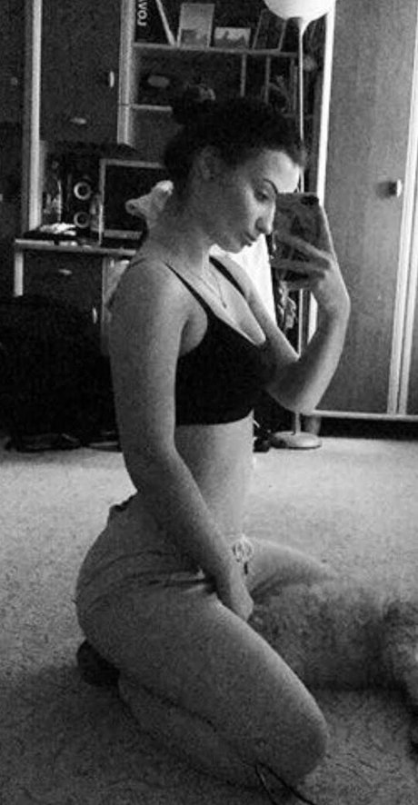 Photo nue de fuite OnlyFans de Kalicz Laura