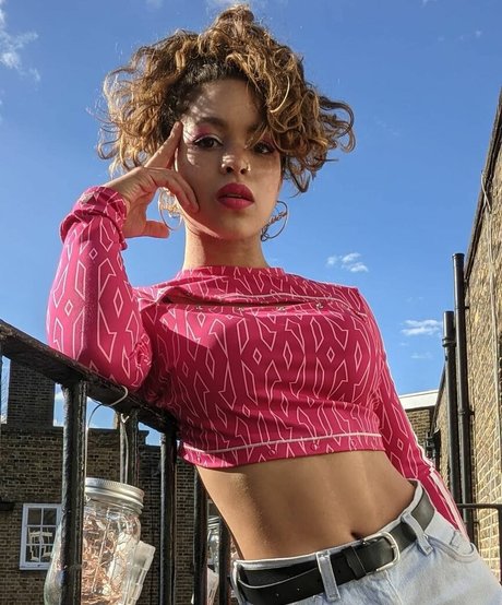 Moya Lothianmclean