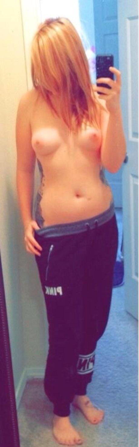 Photo nue de fuite OnlyFans de Hotsoxgirl93