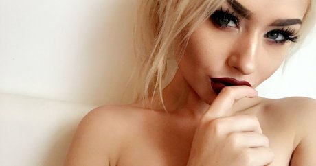 Photo nue de fuite OnlyFans de Romanie Smith