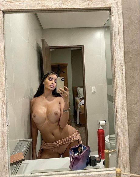 Photo nue de fuite OnlyFans de Angela Castellanos