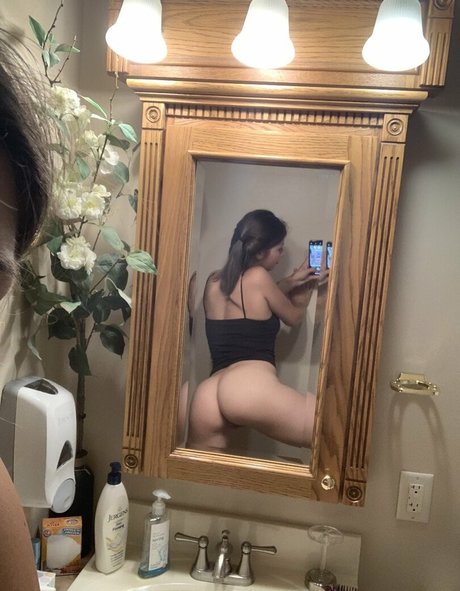 Photo nue de fuite OnlyFans de Makayla Bennett