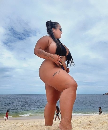 Photo nue de fuite OnlyFans de Adriane Esteves
