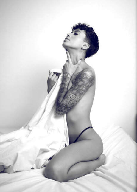 Photo nue de fuite OnlyFans de Alessandra Rodriguez