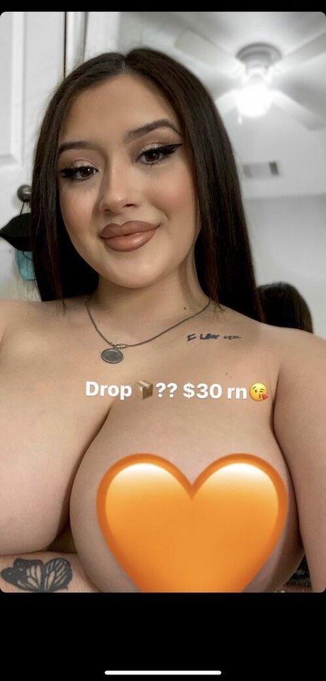 Photo nue de fuite OnlyFans de Thyluvlupeeee