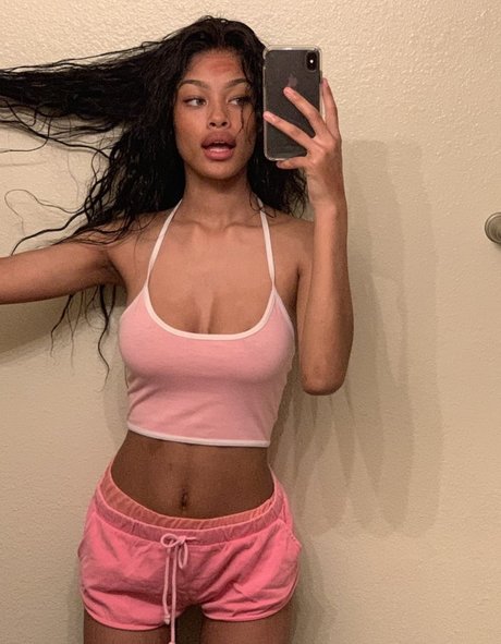 Photo nue de fuite OnlyFans de Vinetria