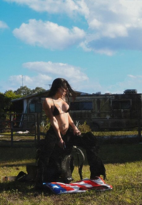 Photo nue de fuite OnlyFans de Izzysvmmer