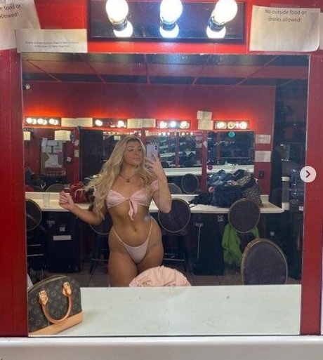 Photo nue de fuite OnlyFans de Hollywood Dancer