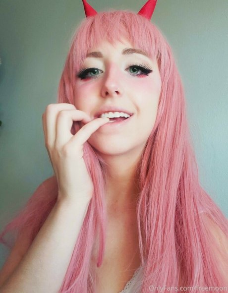 Photo nue de fuite OnlyFans de Moonirl