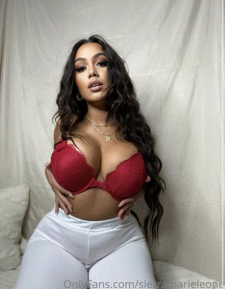Photo nue de fuite OnlyFans de Sierramarieleone