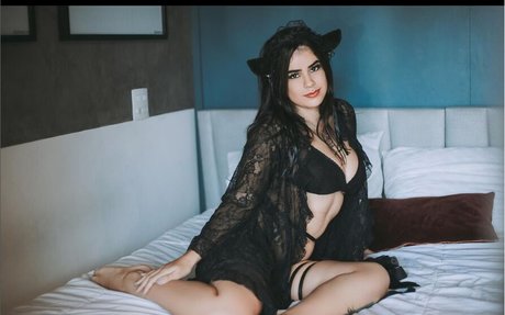 Photo nue de fuite OnlyFans de Yessika Suicide