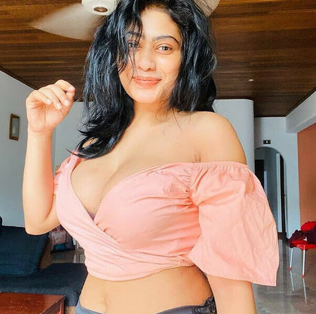 Photo nue de fuite OnlyFans de Piumi