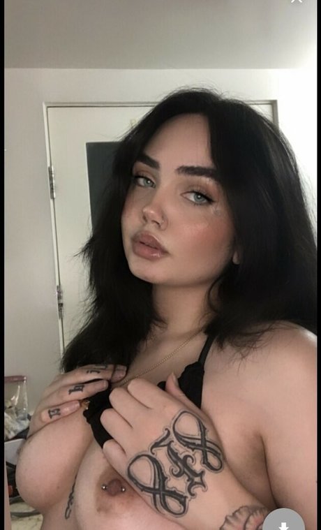 Photo nue de fuite OnlyFans de Raven Felix