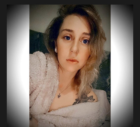 Photo nue de fuite OnlyFans de Lcsimpson
