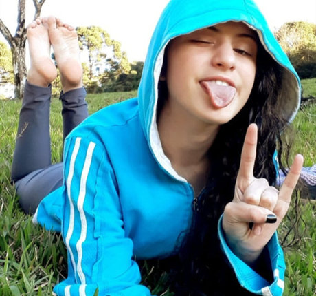 Photo nue de fuite OnlyFans de Friends Pretty Feet