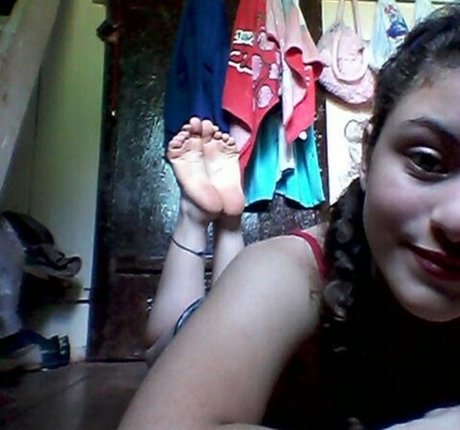 Photo nue de fuite OnlyFans de Friends Pretty Feet