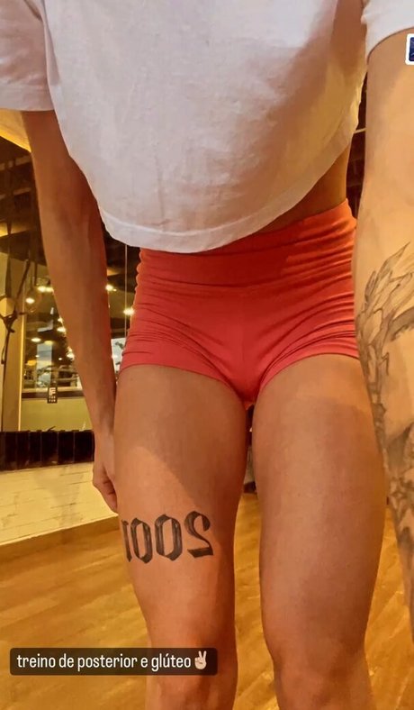 Photo nue de fuite OnlyFans de Livianmenegalii
