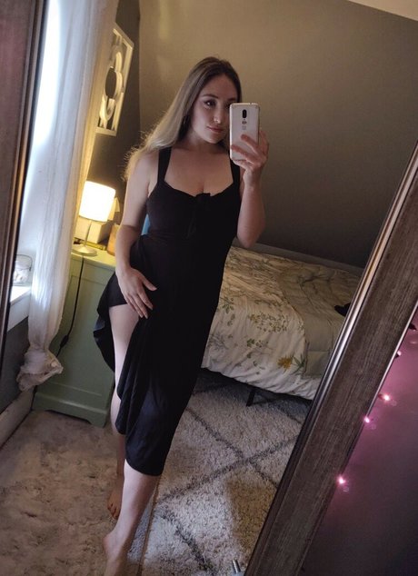 Photo nue de fuite OnlyFans de Juliatvgames