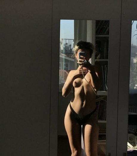 Photo nue de fuite OnlyFans de Kittylov2r