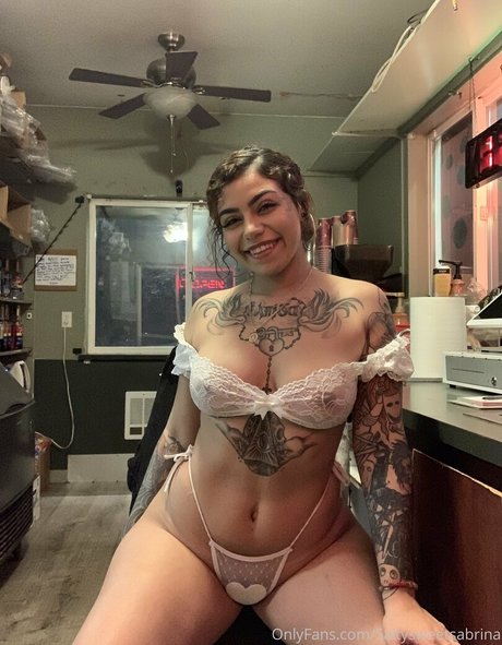 Saltysweetsabrina