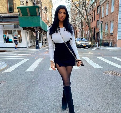Photo nue de fuite OnlyFans de Kenna Vita