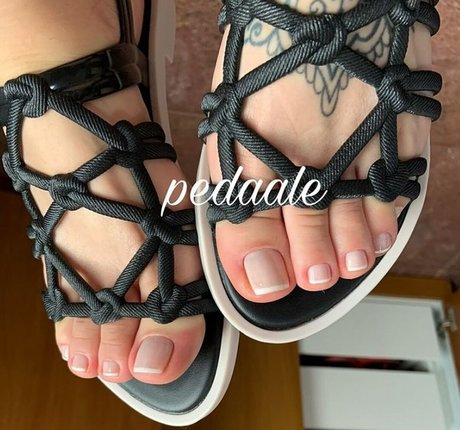 Pedaale
