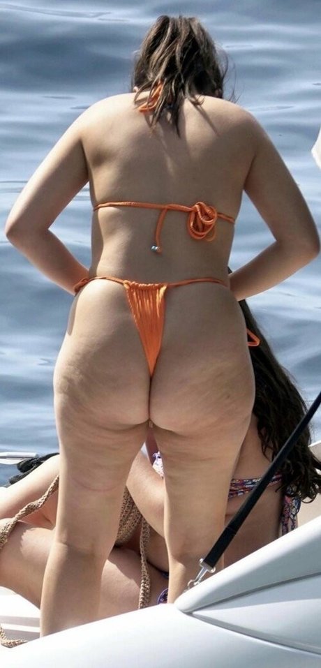 Photo nue de fuite OnlyFans de Camilla Cabelo