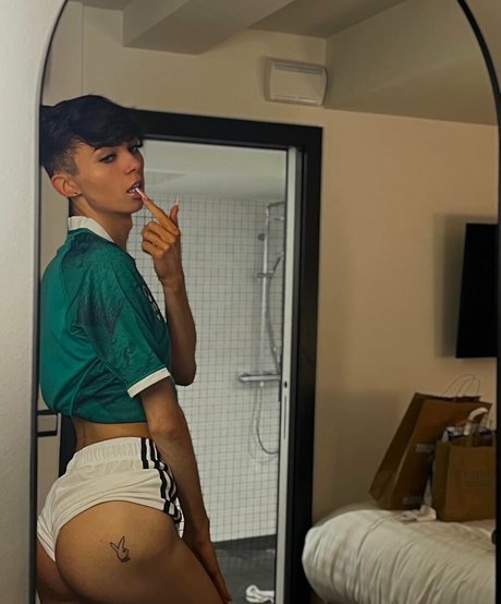 Photo nue de fuite OnlyFans de Dolladills