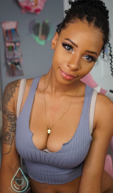 Photo nue de fuite OnlyFans de Ahquamarine