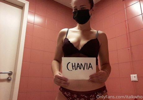 Photo nue de fuite OnlyFans de Italkwho