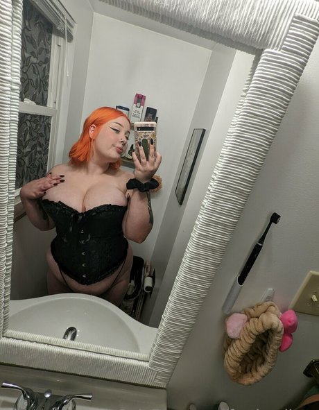 Photo nue de fuite OnlyFans de Fortheallure