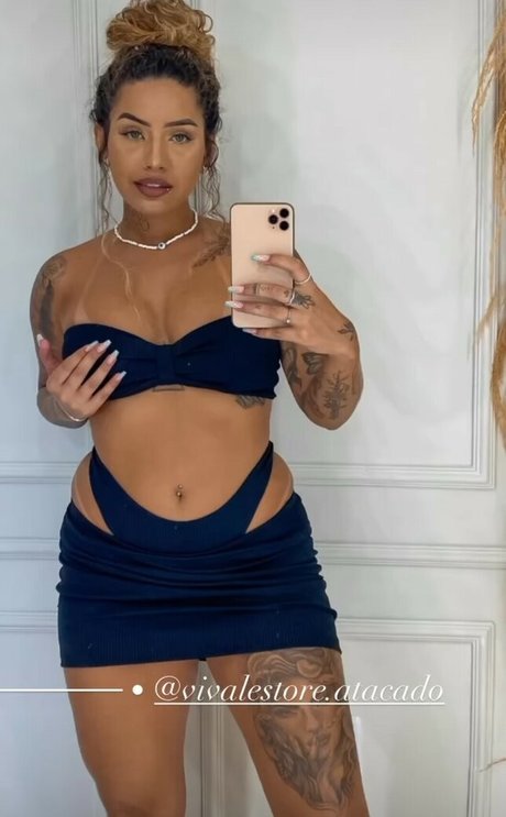 Photo nue de fuite OnlyFans de Muito Linda