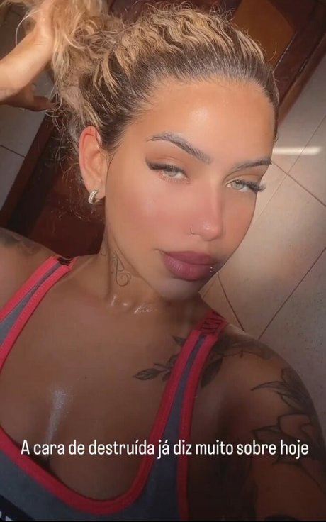 Muito Linda