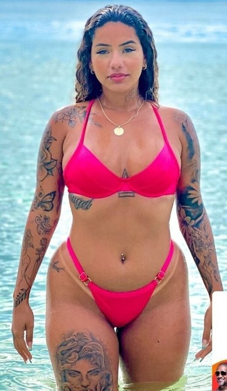 Photo nue de fuite OnlyFans de Muito Linda