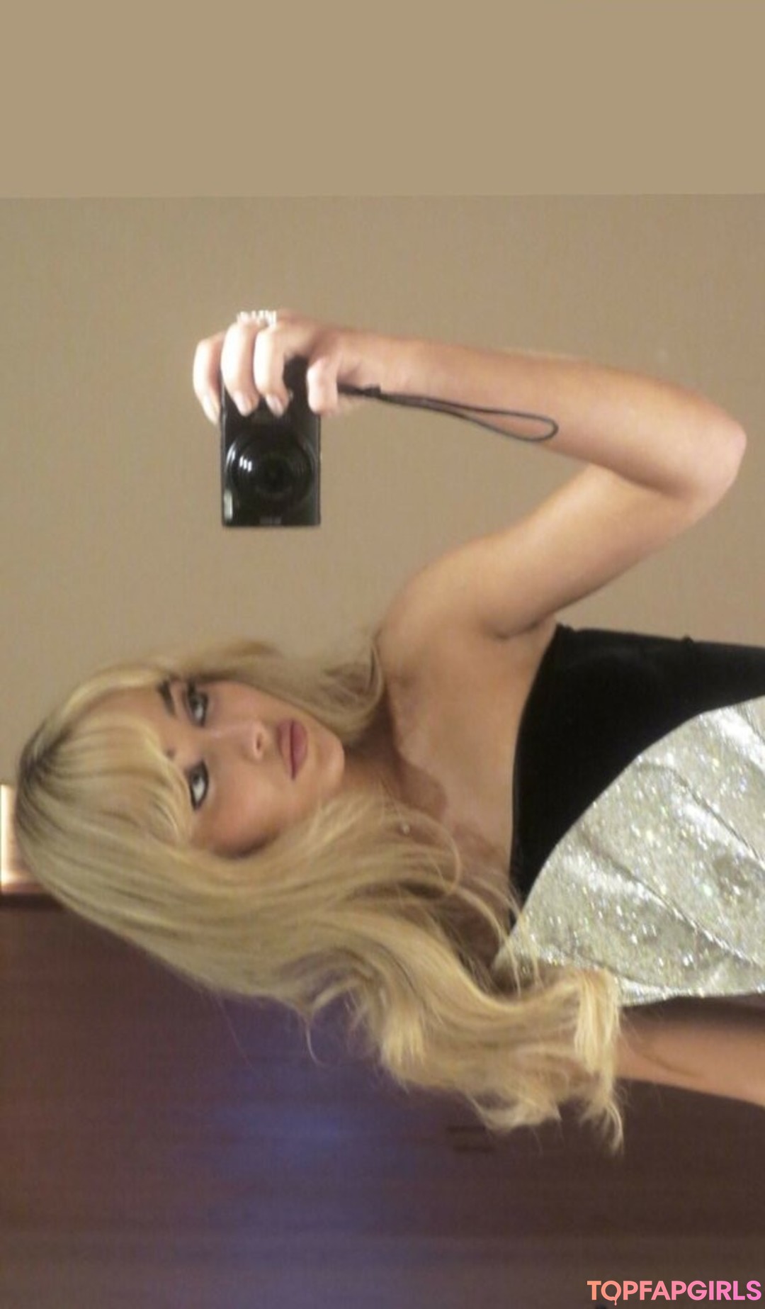 Photo nue de fuite OnlyFans de Sabrina Carpenter #1103