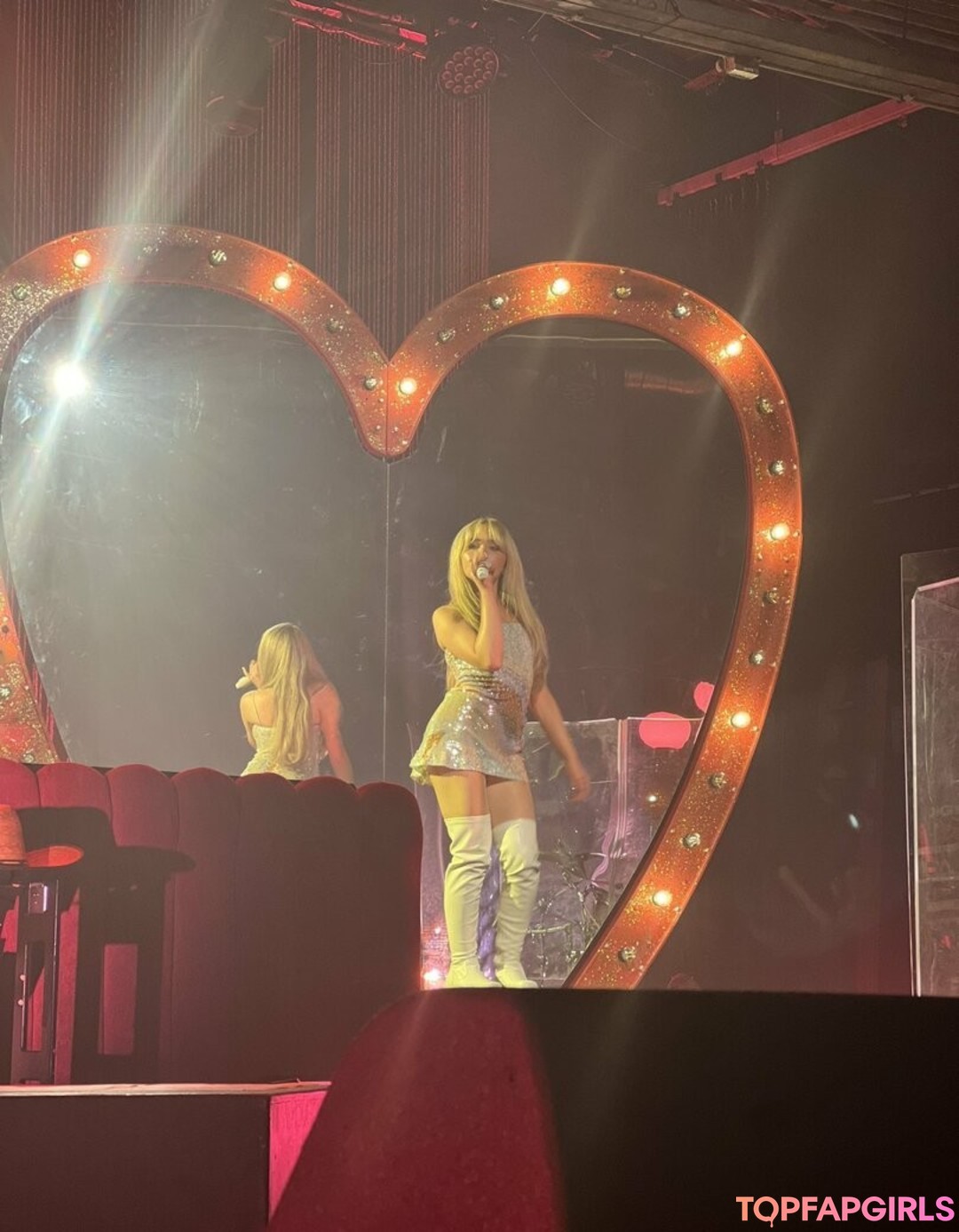 Photo nue de fuite OnlyFans de Sabrina Carpenter #1151