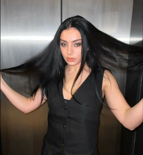 Charli XCX