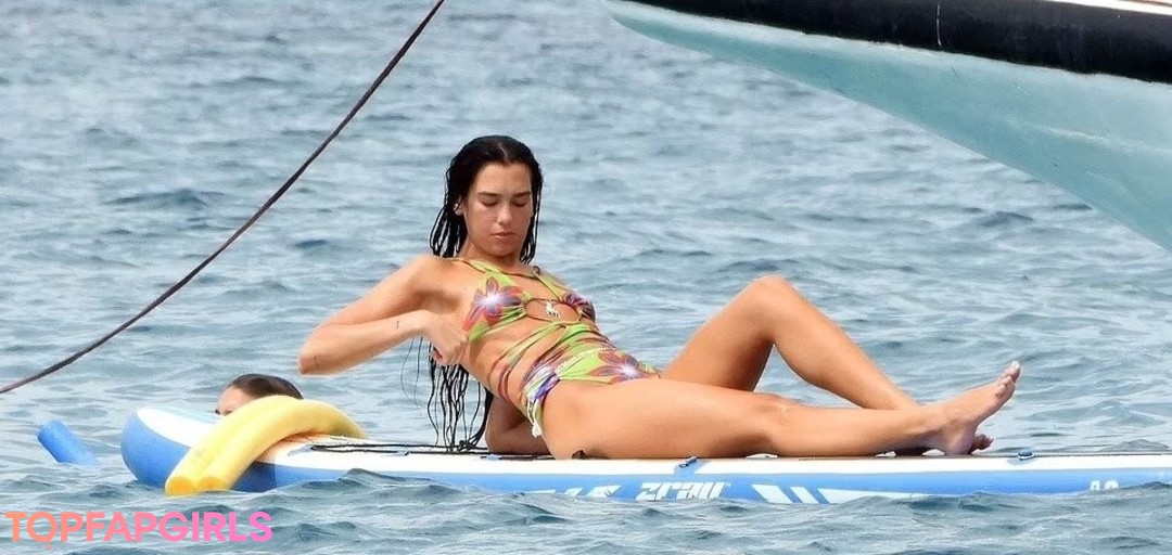 Photo nue de fuite OnlyFans de Dua Lipa #1214