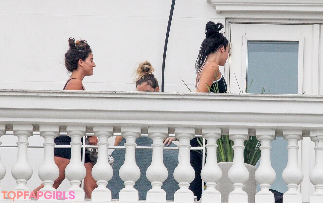 Photo nue de fuite OnlyFans de Dua Lipa #1352