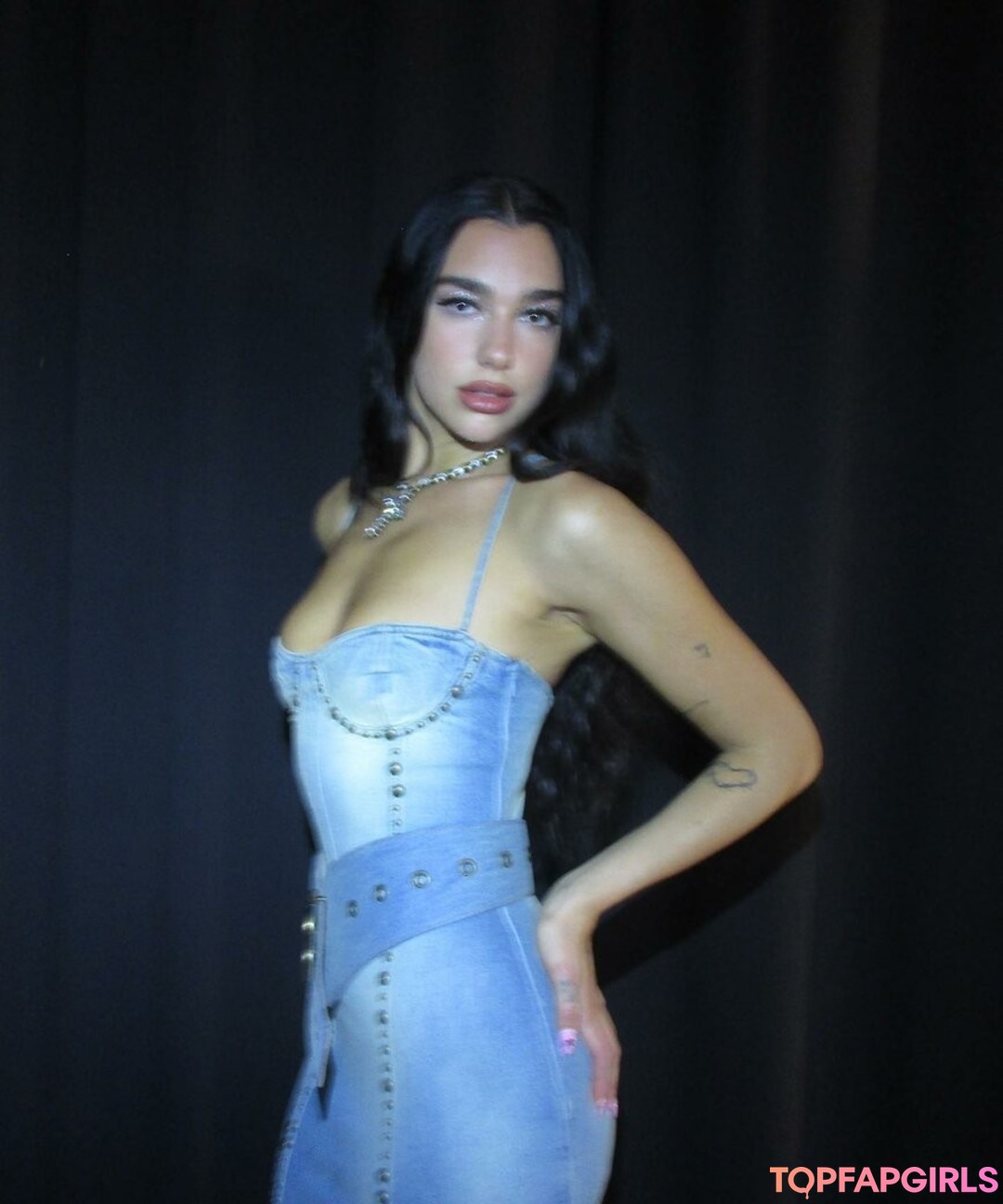 Photo nue de fuite OnlyFans de Dua Lipa #1553