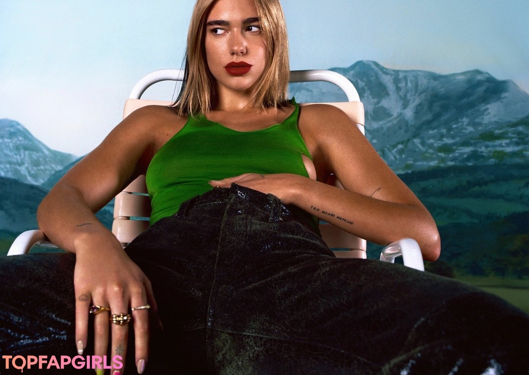 Photo nue de fuite OnlyFans de Dua Lipa #1820