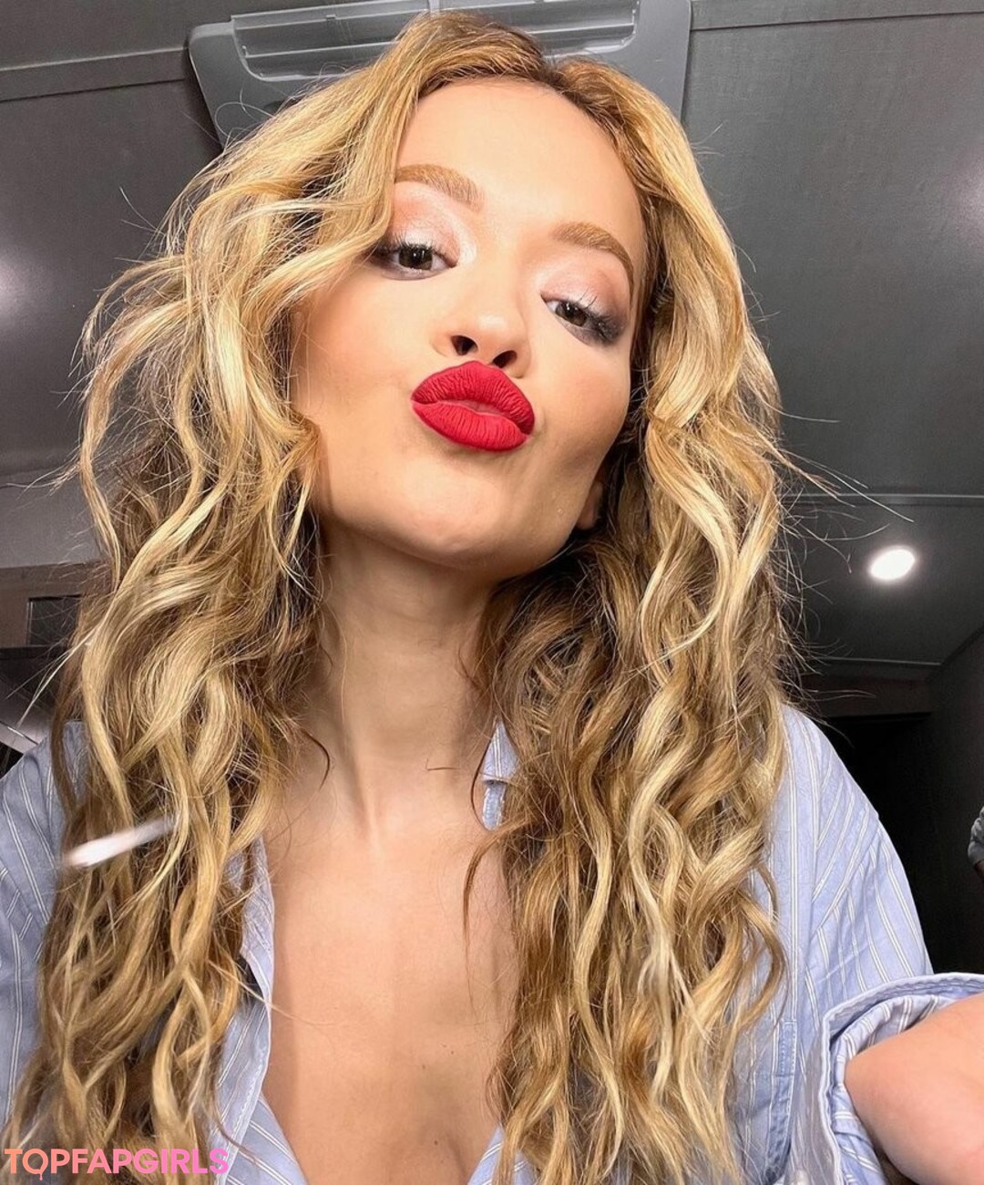 Photo nue de fuite OnlyFans de Rita Ora #1353