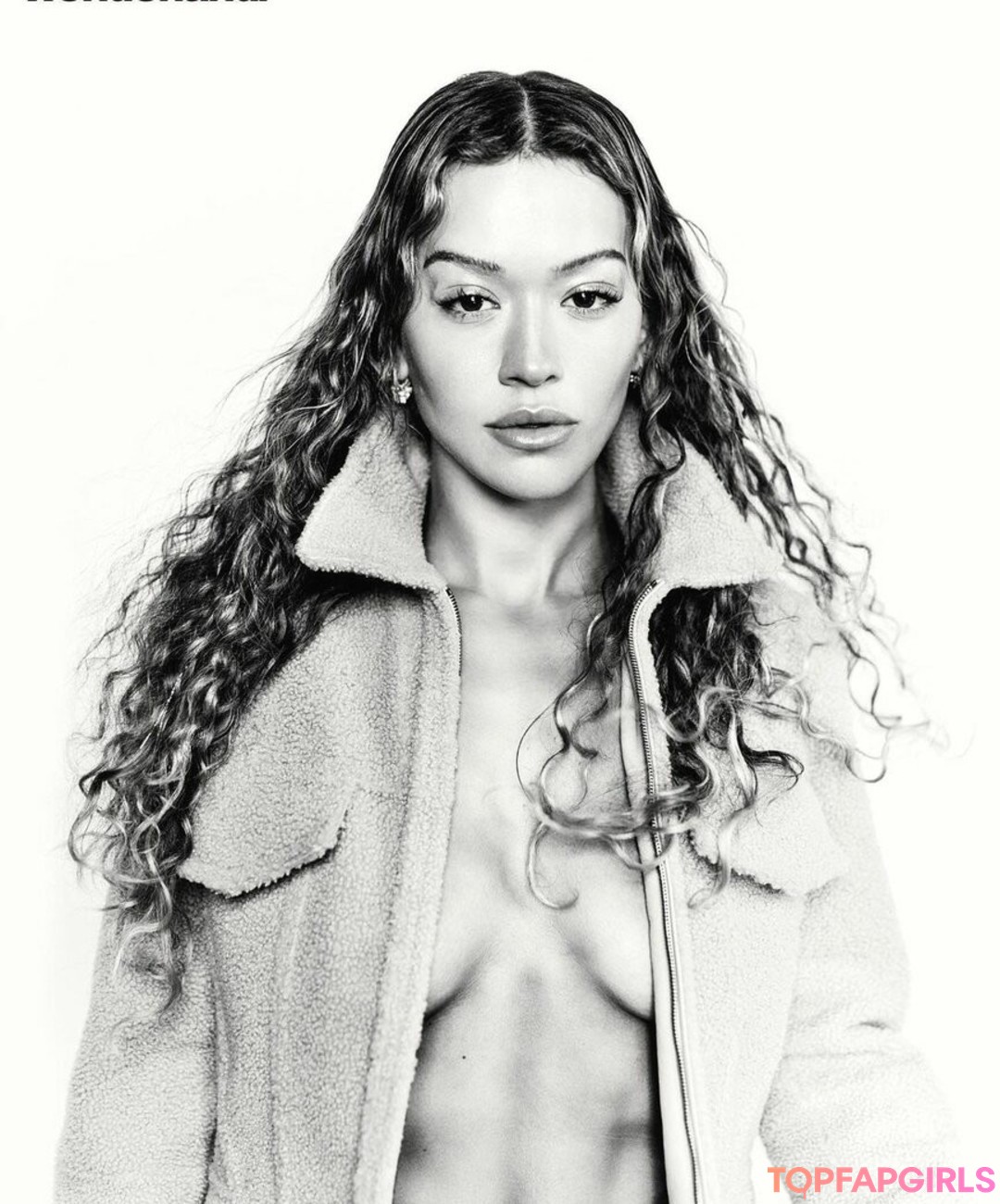 Photo nue de fuite OnlyFans de Rita Ora #1357