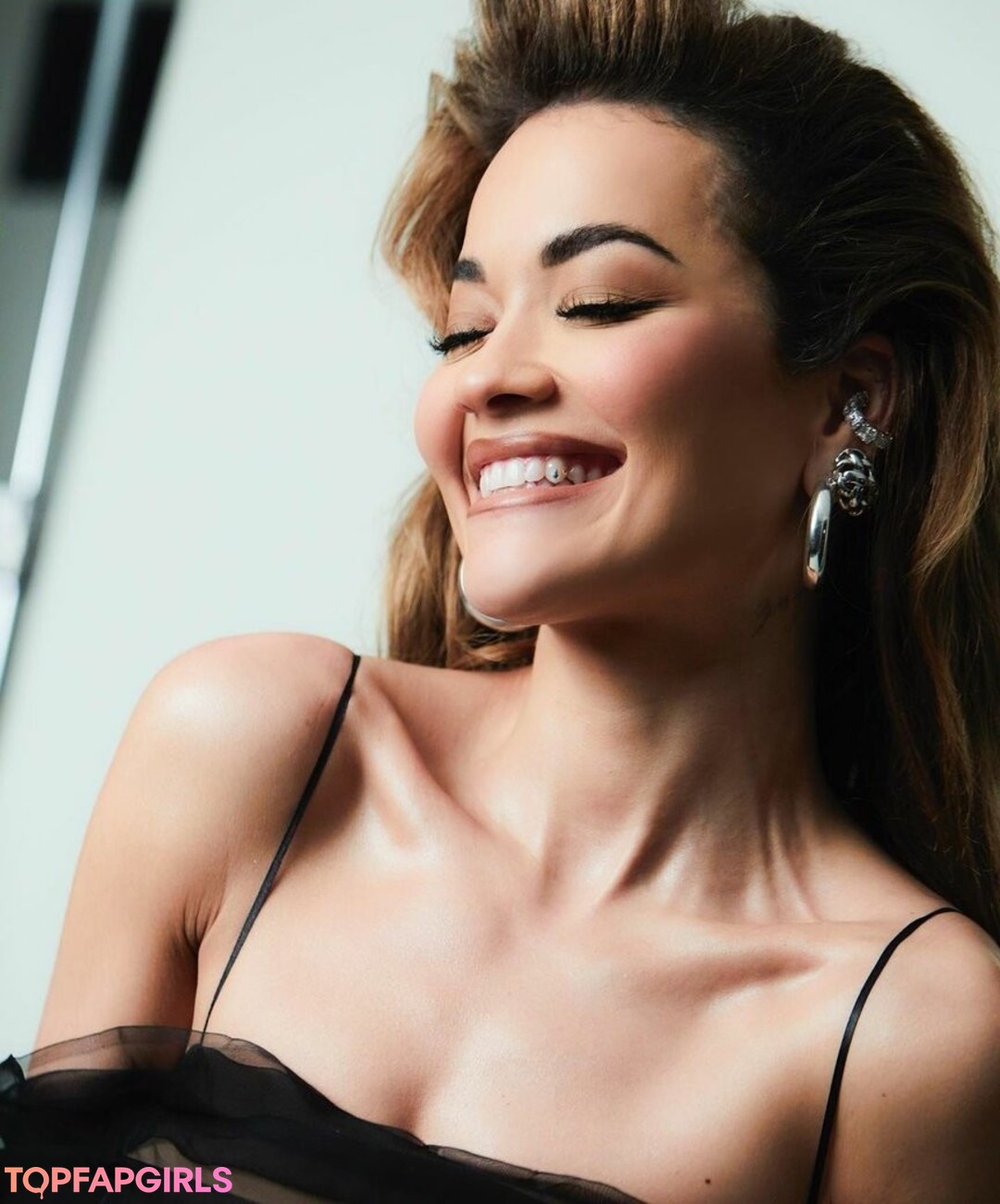 Photo nue de fuite OnlyFans de Rita Ora #1395