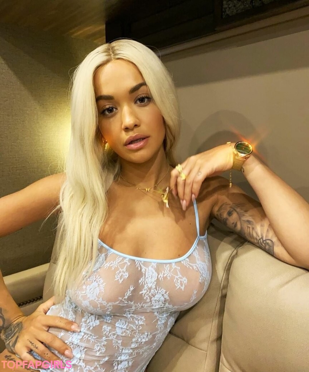 Photo nue de fuite OnlyFans de Rita Ora #1510